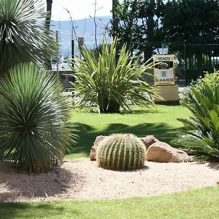 Apartment T1 Port Santa Lucia